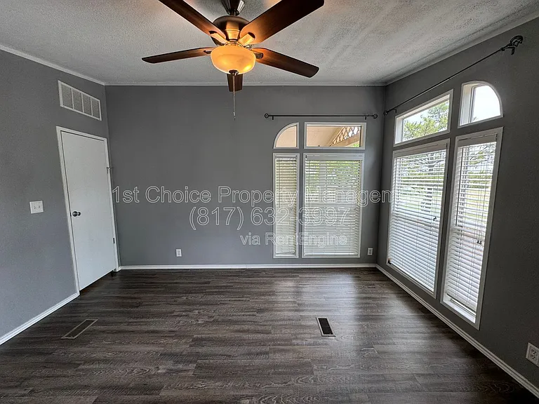 197 Private Road 4652 — Photo 31