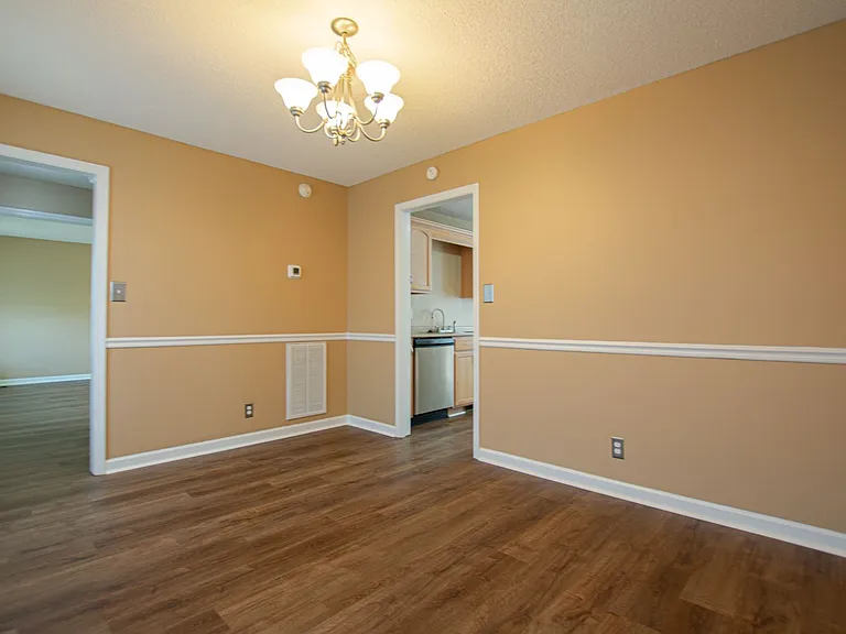 895 Sugarcane Way — Photo 7