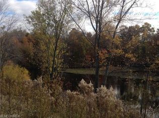 2854 Lakeview Dr, Uniontown, OH 44685