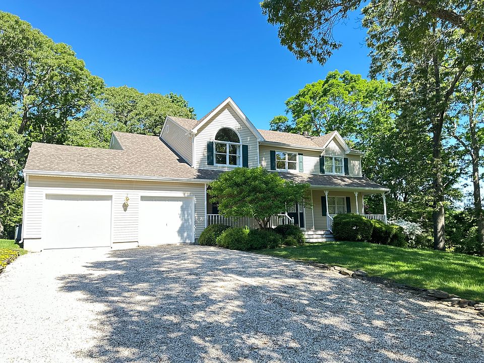 1st image of 85 Manor Ln