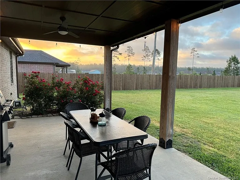 1525 Clark Ct — Photo 35