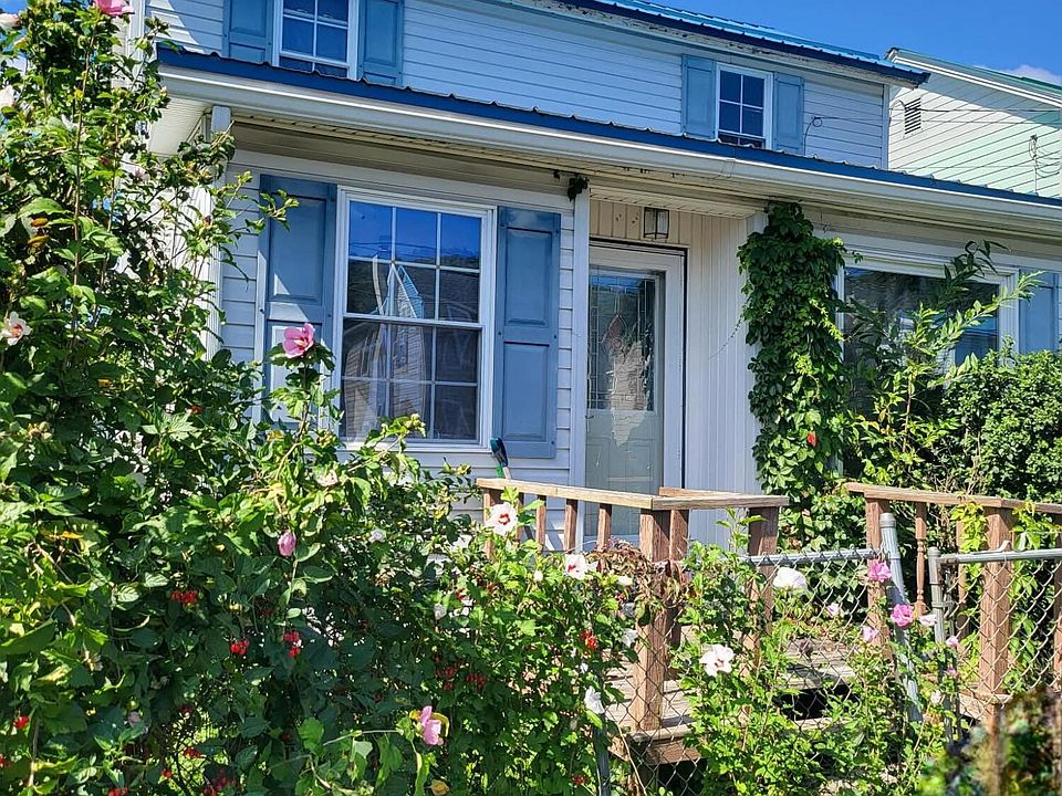 1st image of 219 France St
