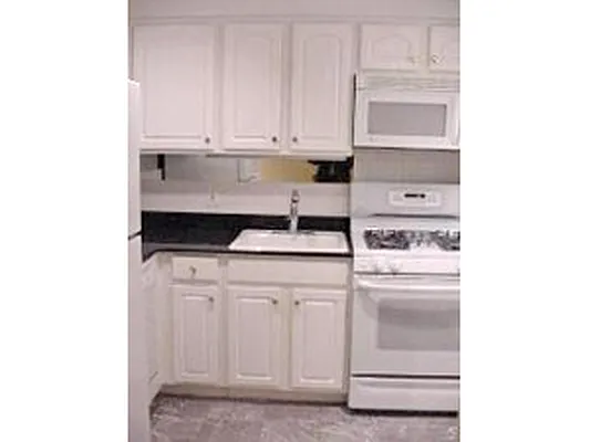 Rented by Corcoran | media 6