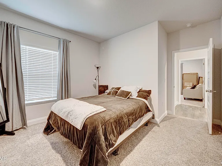 460 Albert Meadow Ln — Photo 19