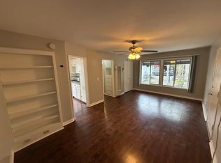 1841 Riverside Dr #XX4, Glendale, CA 91201