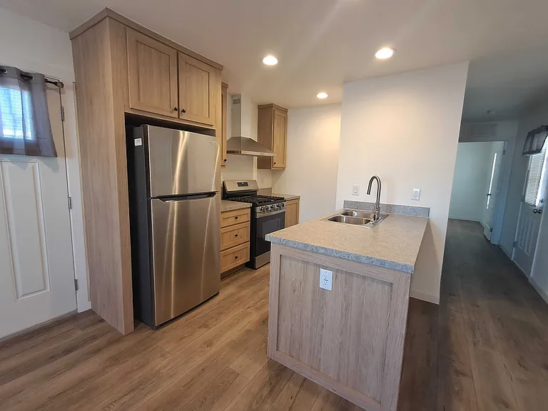 2701 E Allred Ave #81 — Photo 7