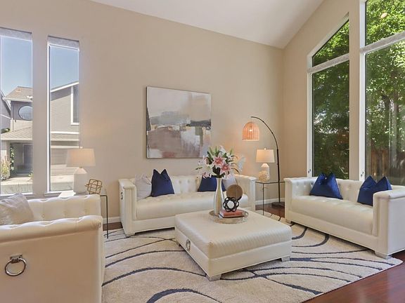 5th image of 1121 Trevino Ter