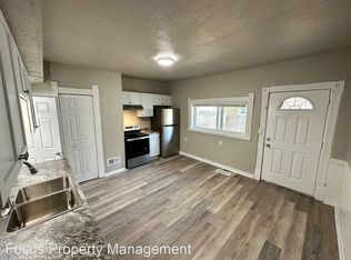 1225 S Chestnut Ave #1, Green Bay, WI 54304