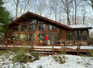 144 Goldrush Dr, Hawley, PA 18428