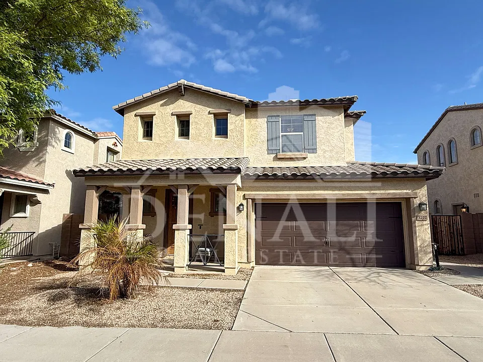 3272 E Meadowview Dr
