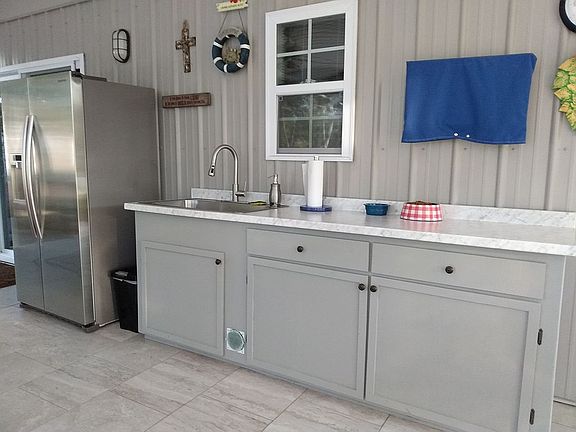 Patio kitchen, outside TV