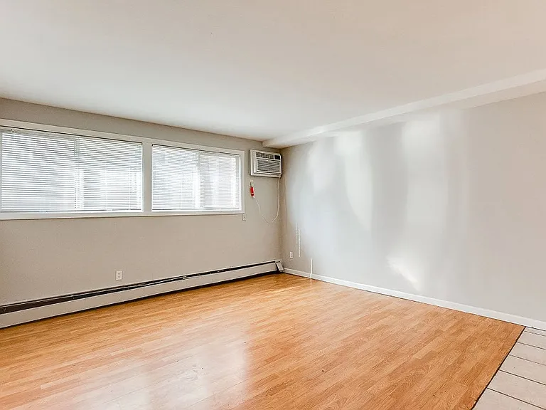 3033 Grand Avenue S. — Photo 4
