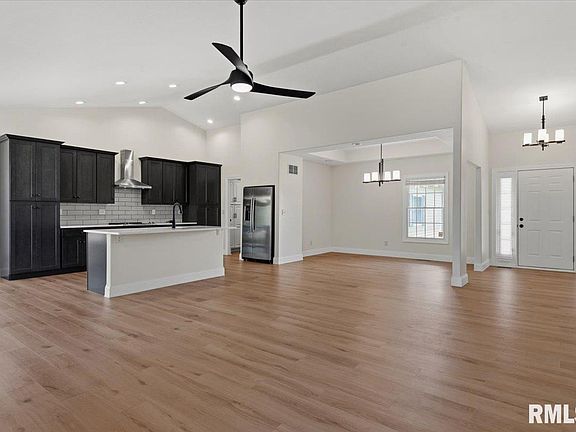 5th image of 2725 Wordsworth Dr