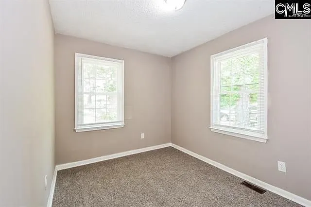 4209 Hileah Dr — Photo 10