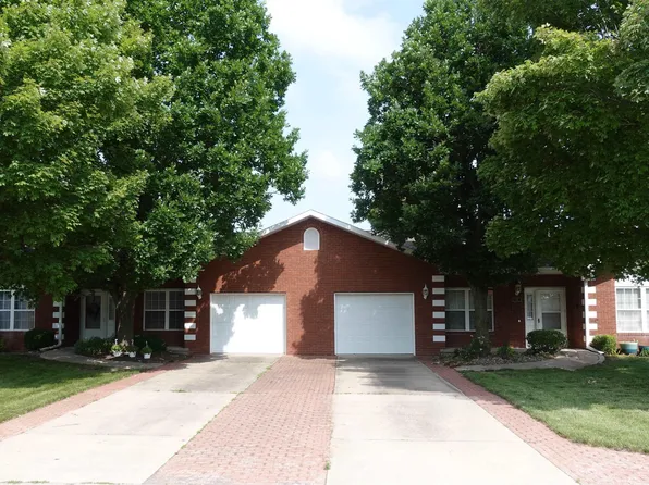 2286 Windish Dr APT 14, Galesburg, IL 61401