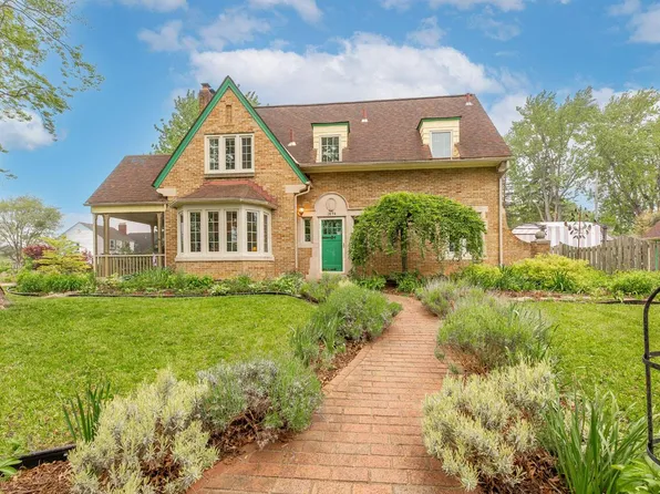 1674 Melrose Ave, Columbus, OH 43224