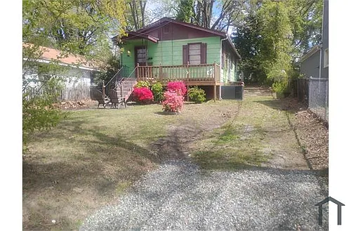 422 Beech St Photo 1