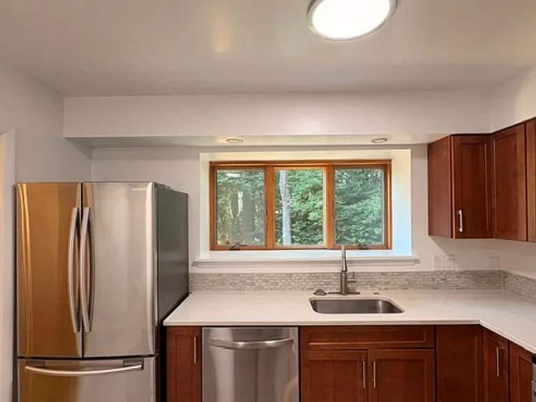 2071 Golf Course Dr — Photo 9