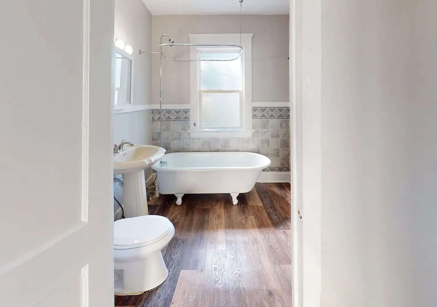 877-879 Rudyard Rd, Cleveland, OH 44110 — Photo 3