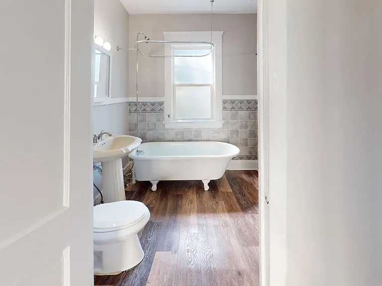 877 Rudyard Rd — Photo 10
