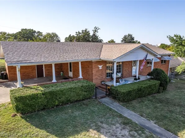 1201 Lisa Ln, Van Buren, AR 72956