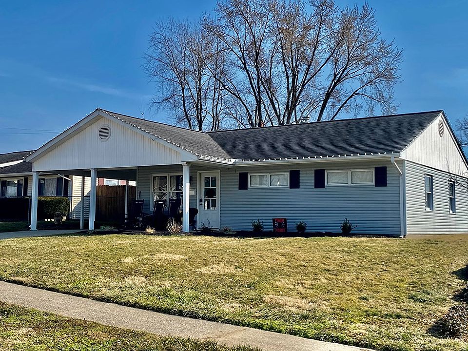 2nd image of 504 Rose Dr