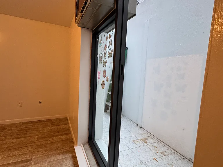 8428 Bay 16th St #1R — Photo 17