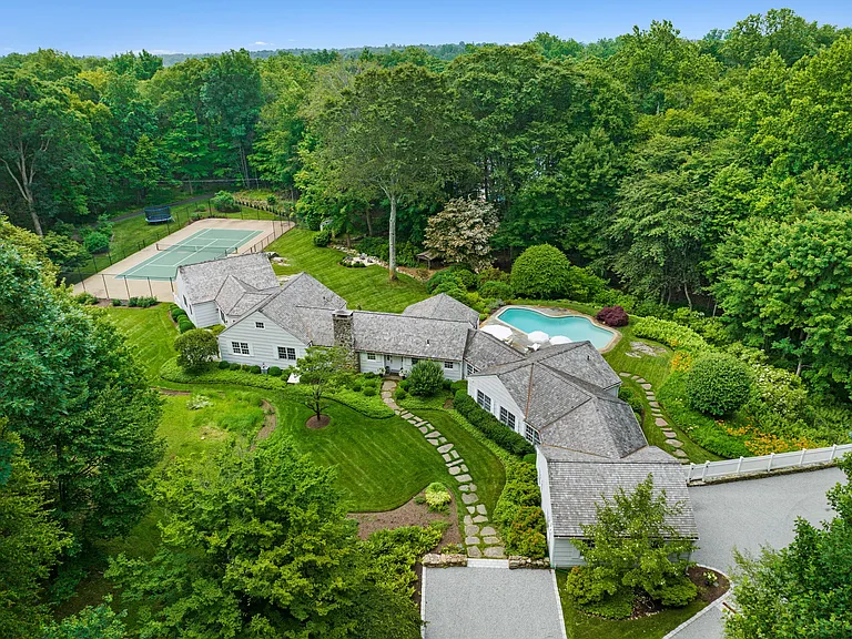 782 Smith Ridge Rd — Photo 1