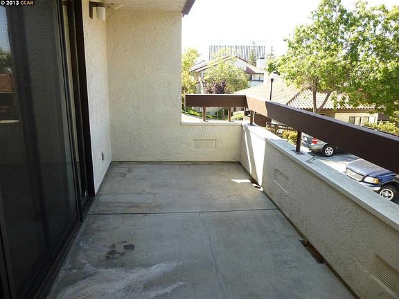 5th image of 22034 Castille Ln APT 118