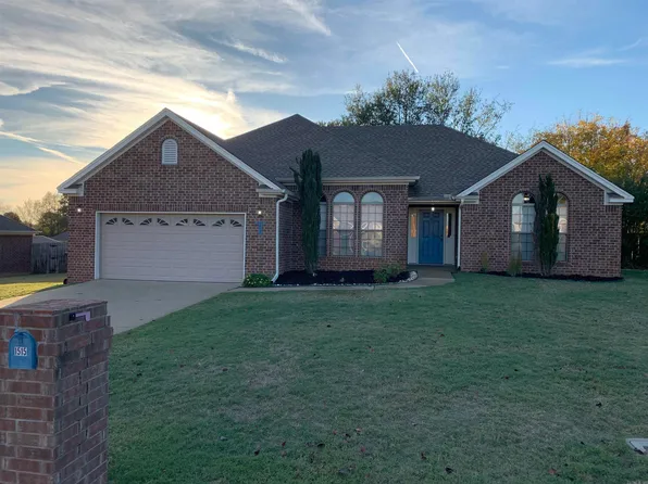 1515 Sydney St, Searcy, AR 72143