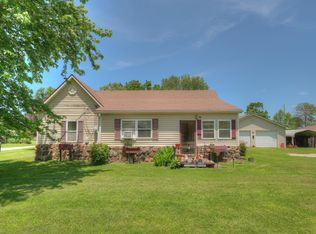 91 Spring St, Stark City, MO 64866