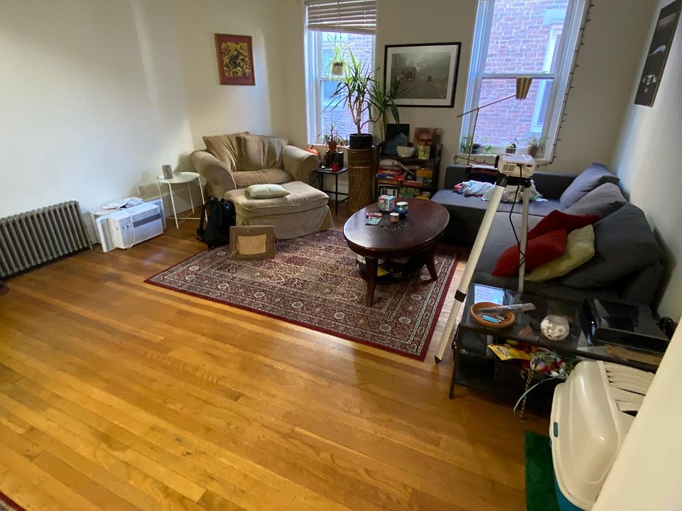 1st image of 15 Englewood Ave #12