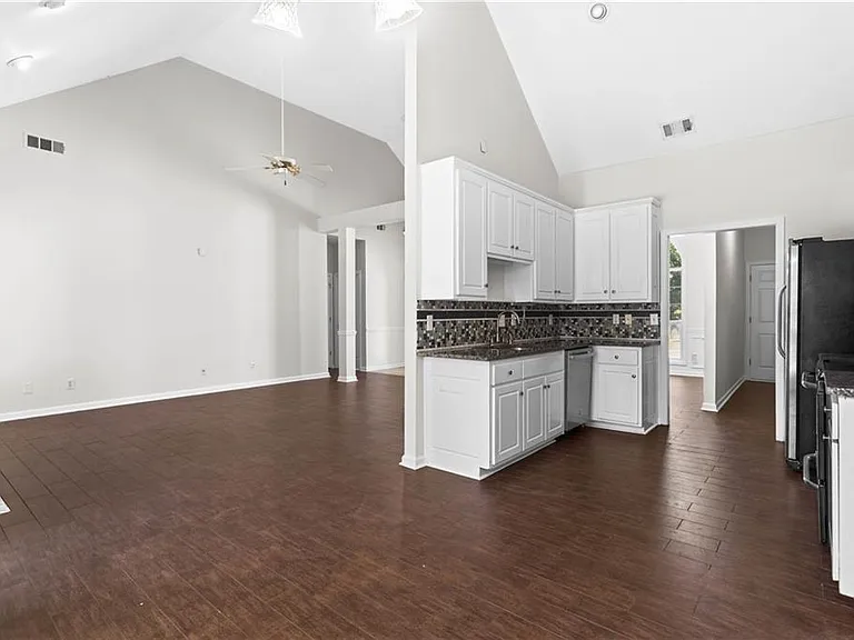965 Dogwood Park Dr — Photo 8