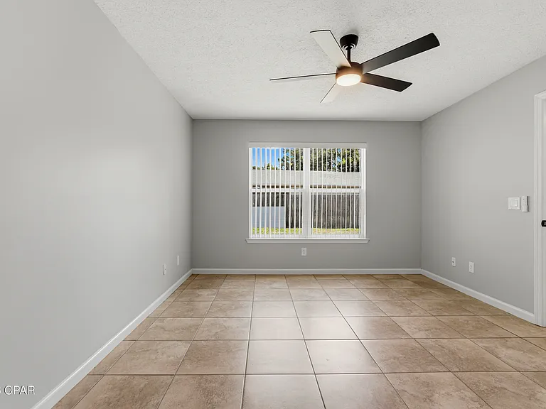 8416 N Lagoon Dr — Photo 13