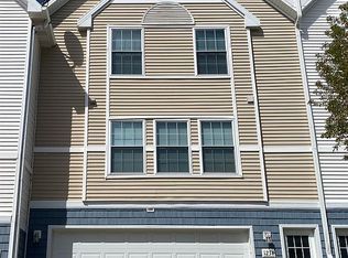 1234 SE Village View Ln, Ankeny, IA 50021
