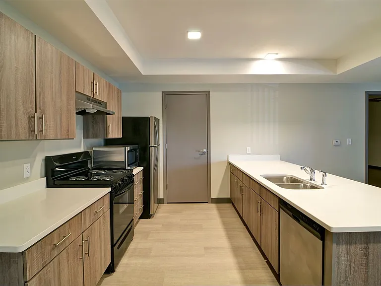 10 North — Photo 73