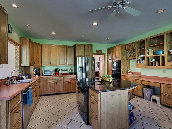 5th image of 215 Kochs Ln