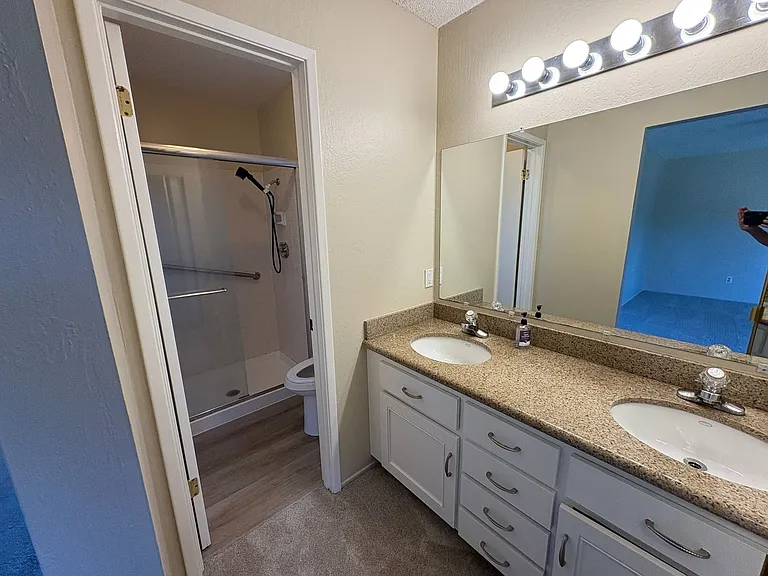 1100 Limeridge Dr — Photo 11