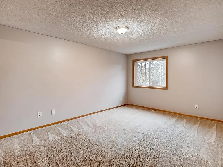 12758 Edgewater Path — Photo 19