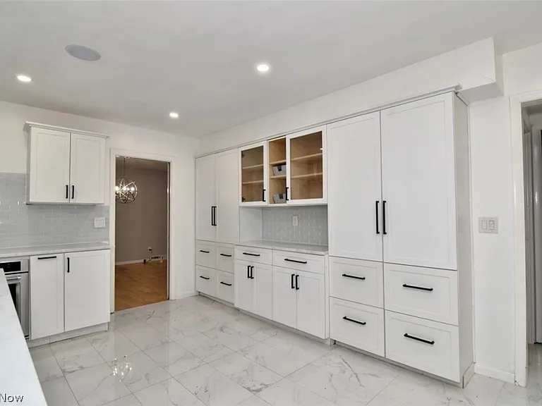 23310 Wendover Dr — Photo 13
