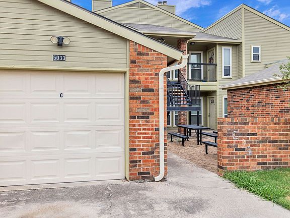 3rd image of 5033 Winder Ct