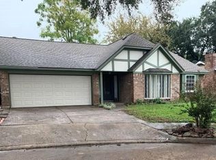 11230 Angelique Dr, Houston, TX 77065