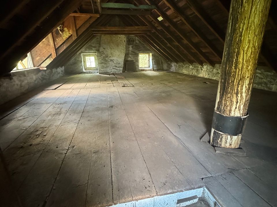 2nd image of 391 Dieber Rd