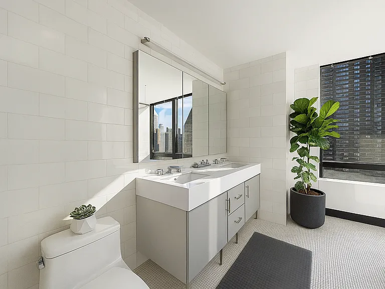 1113 York Ave #32E — Photo 7