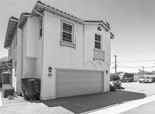 231 1/2 E 220th St, Carson, CA 90745