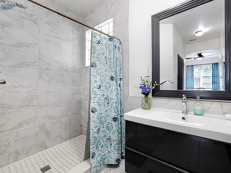 16082 SW 68th Ter — Photo 15