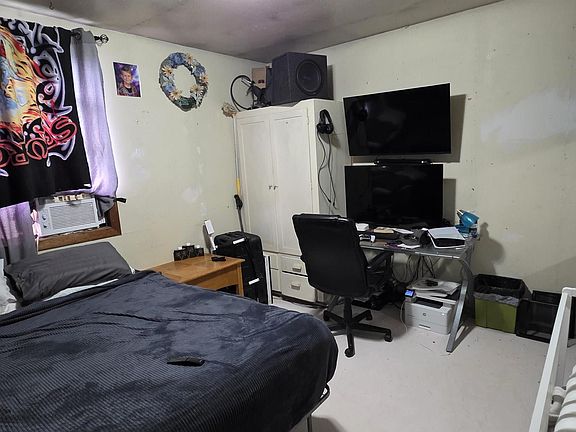5th image of 2433 Plateau Ln