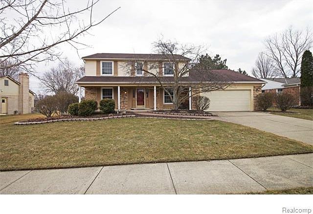 1st image of 45525 Denise Dr