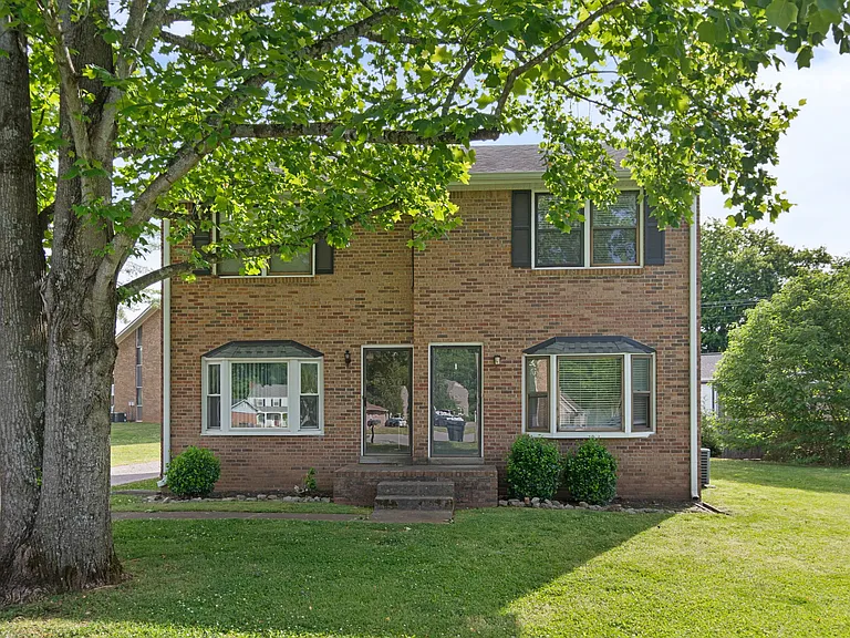 108 Meredith Pl #B — Photo 23