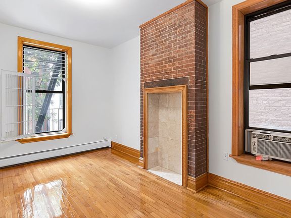 4th image of 250 W 123rd St APT 2A